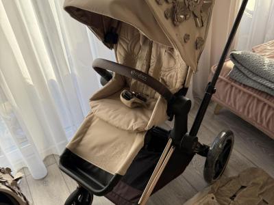 Cybex Priam „Flowers“ 3in1 Pilnas Komplektas